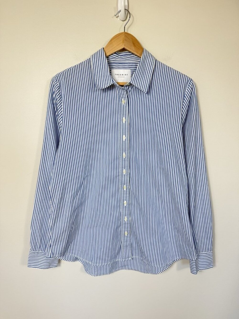 The Shirt by Rochelle Behrens The Icon Striped Button Up Shirt XL Blue White